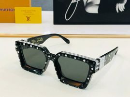 Picture of LV Sunglasses _SKUfw56900949fw